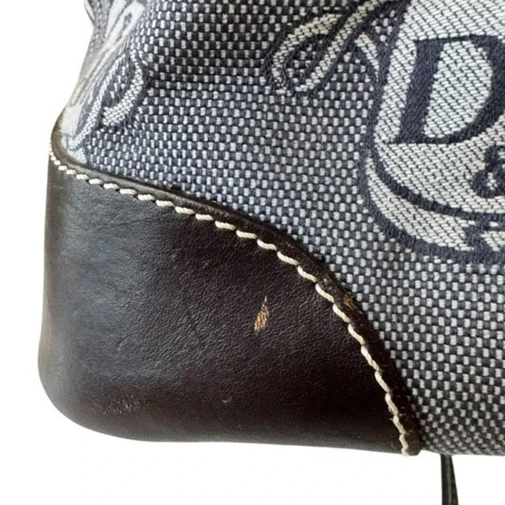 Dooney and Bourke Donegal Crest Domed Satchel w/wristlet Preppy Dark Academia